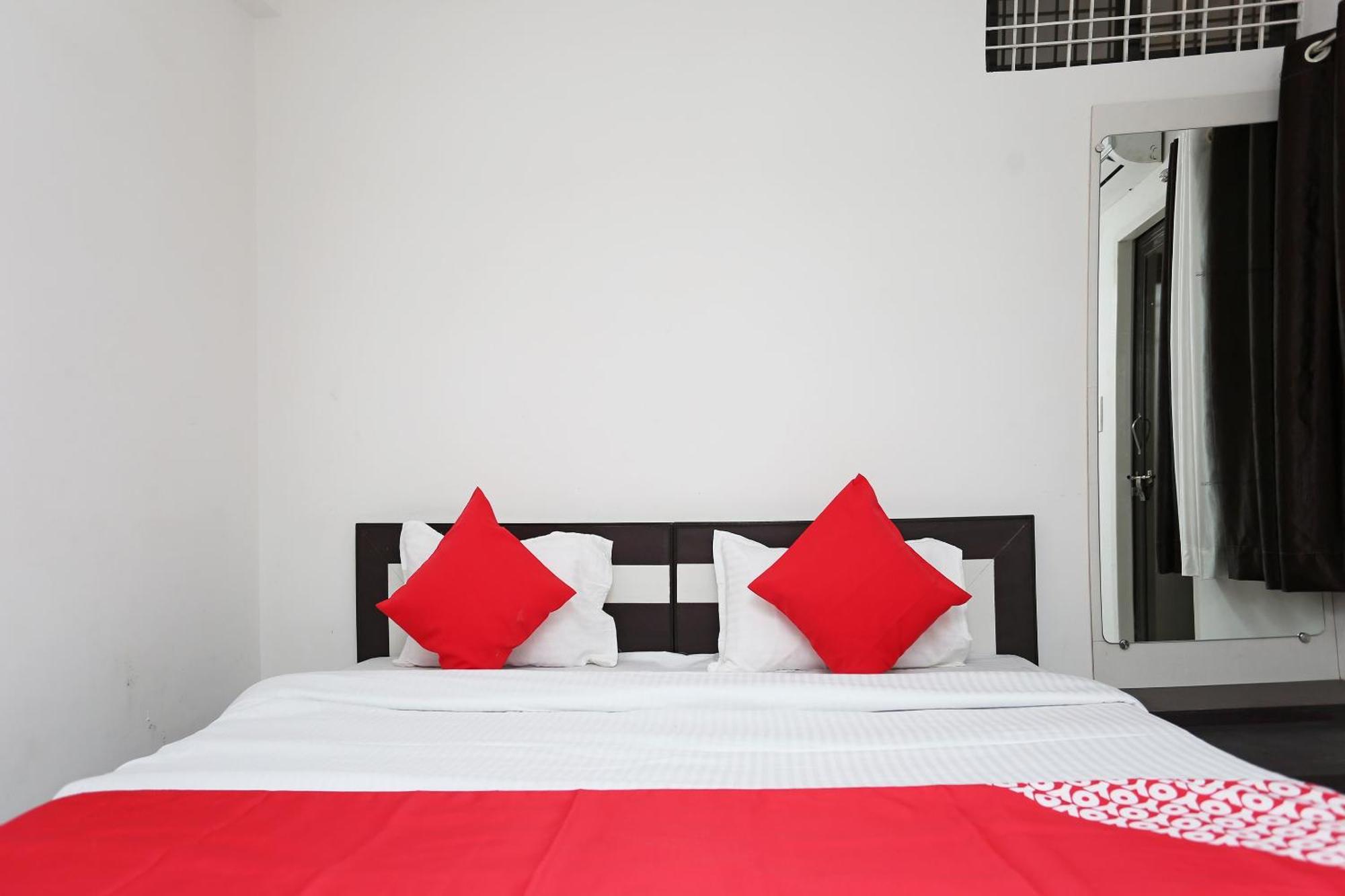 Hotel O 30359 Hotel The Vinayak โบปาล ภายนอก รูปภาพ