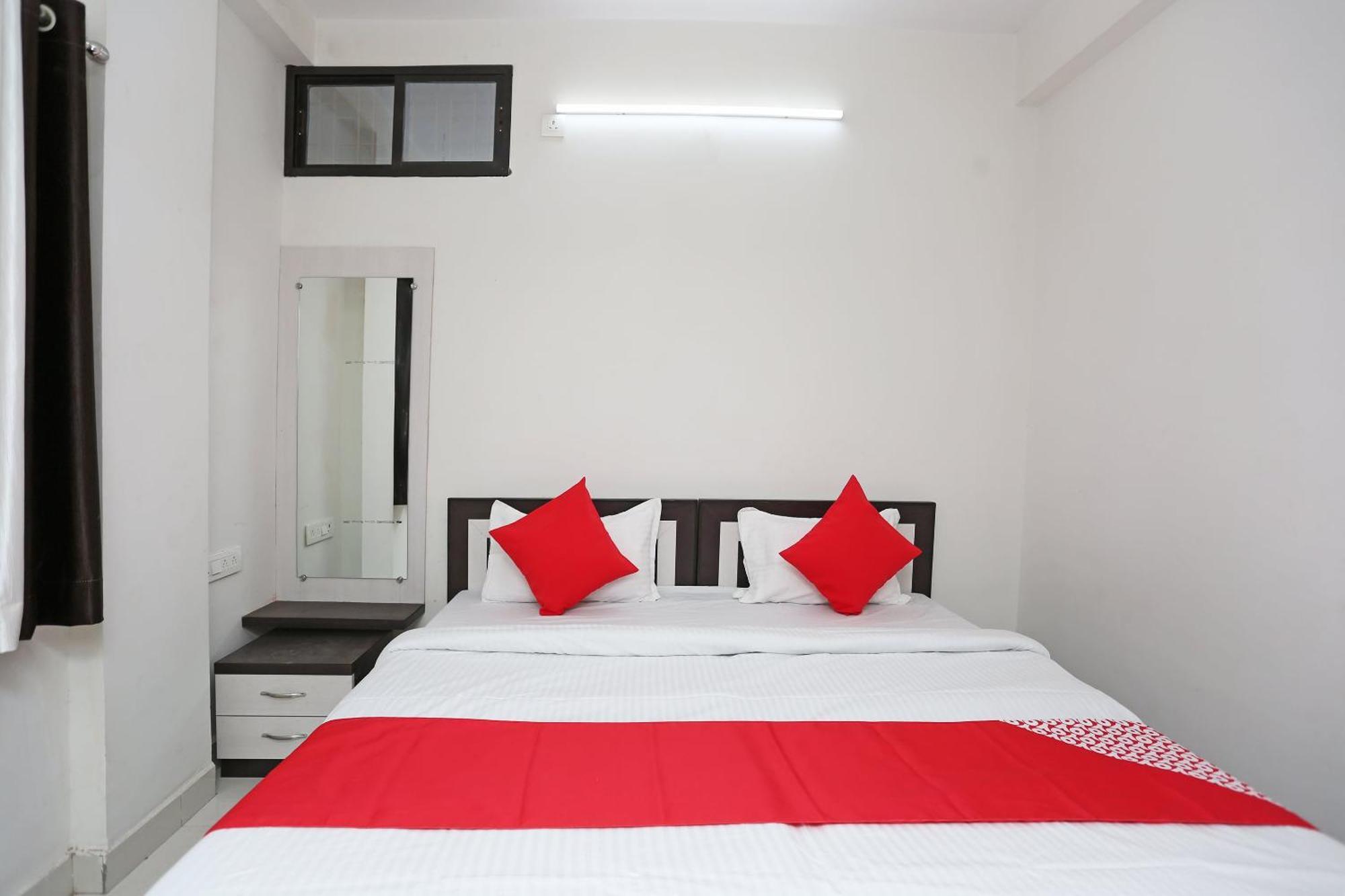 Hotel O 30359 Hotel The Vinayak โบปาล ภายนอก รูปภาพ